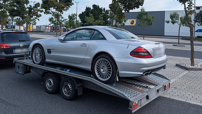 Reálny odťah vozidla Mercedes SL z Chorvátska