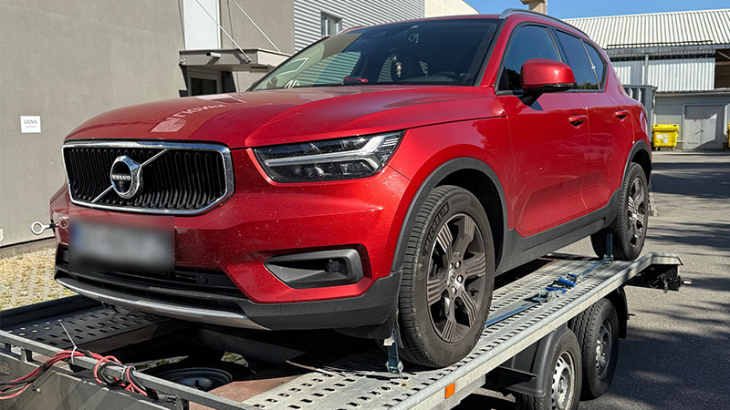 Reálny odťah vozidla Volvo z Francúzska